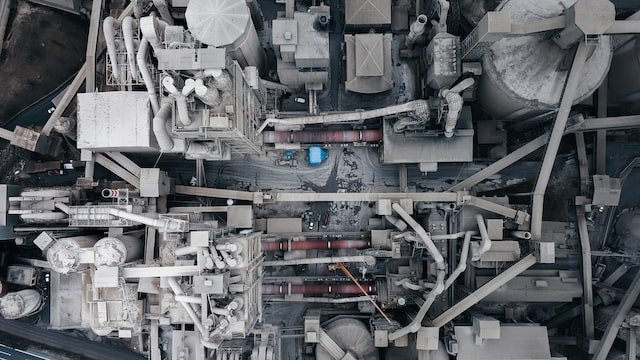 Photo aérienne d'une usine